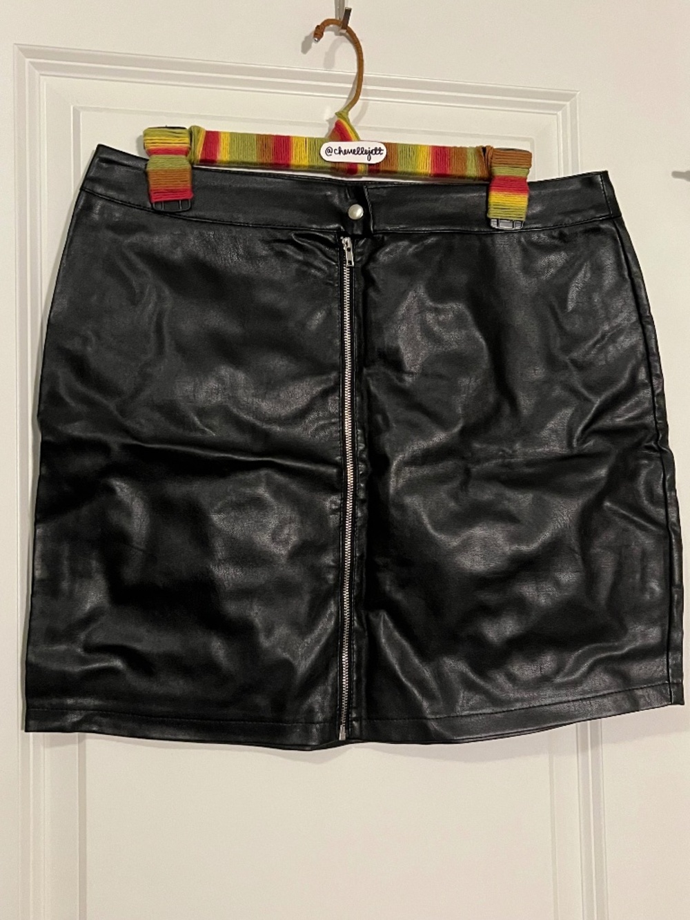 Stylish Black Pleather Skirt